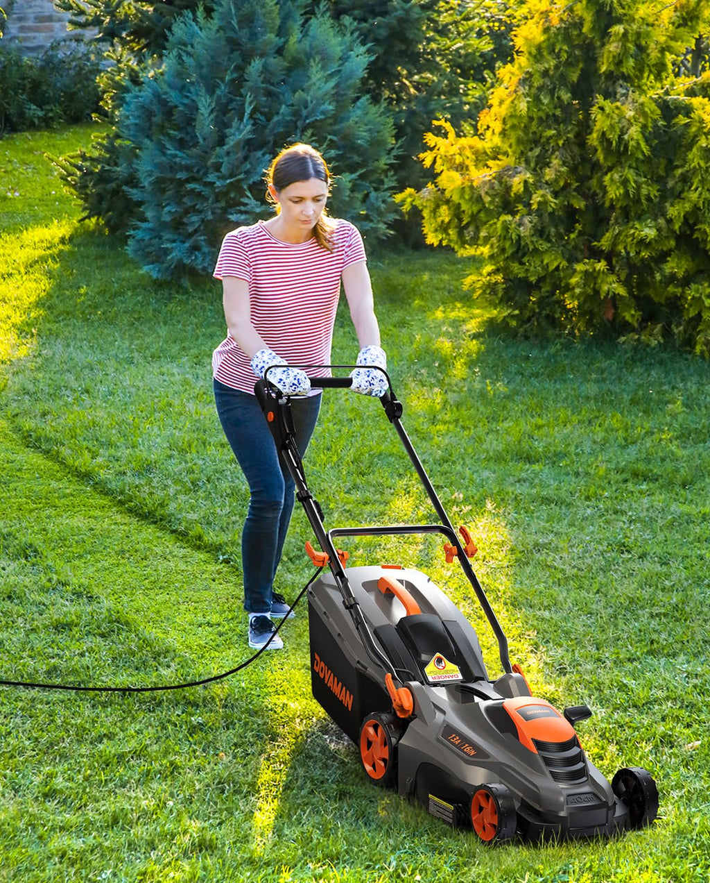 16" 13 Amp Lawn Mower with 13.2-Gallon Bag U4418
